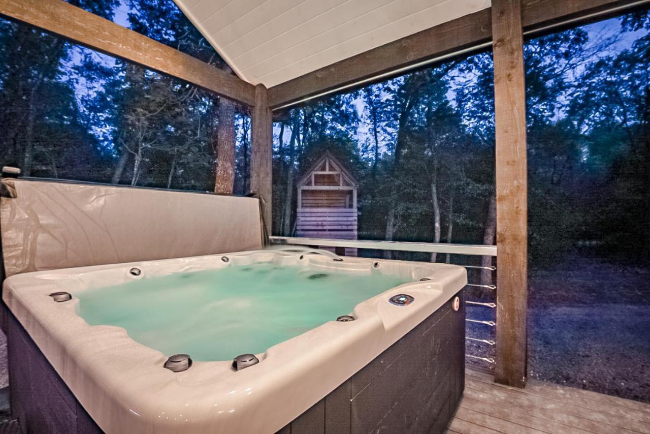 "The Barndo" 4Br Luxury Cabin, Hot Tub, Fire Pit, Bunks, Arcades, Playhouse! Broken Bow Esterno foto