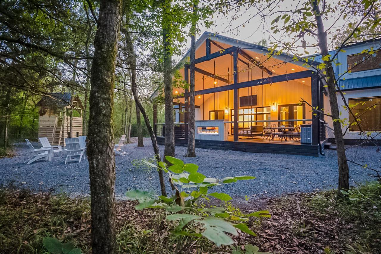 "The Barndo" 4Br Luxury Cabin, Hot Tub, Fire Pit, Bunks, Arcades, Playhouse! Broken Bow Esterno foto